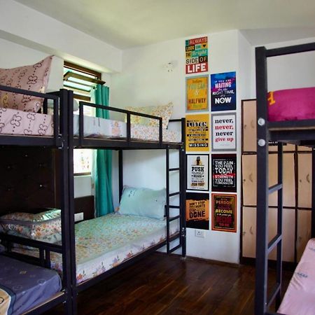 강토크 Backpackers Den 호스텔 외부 사진