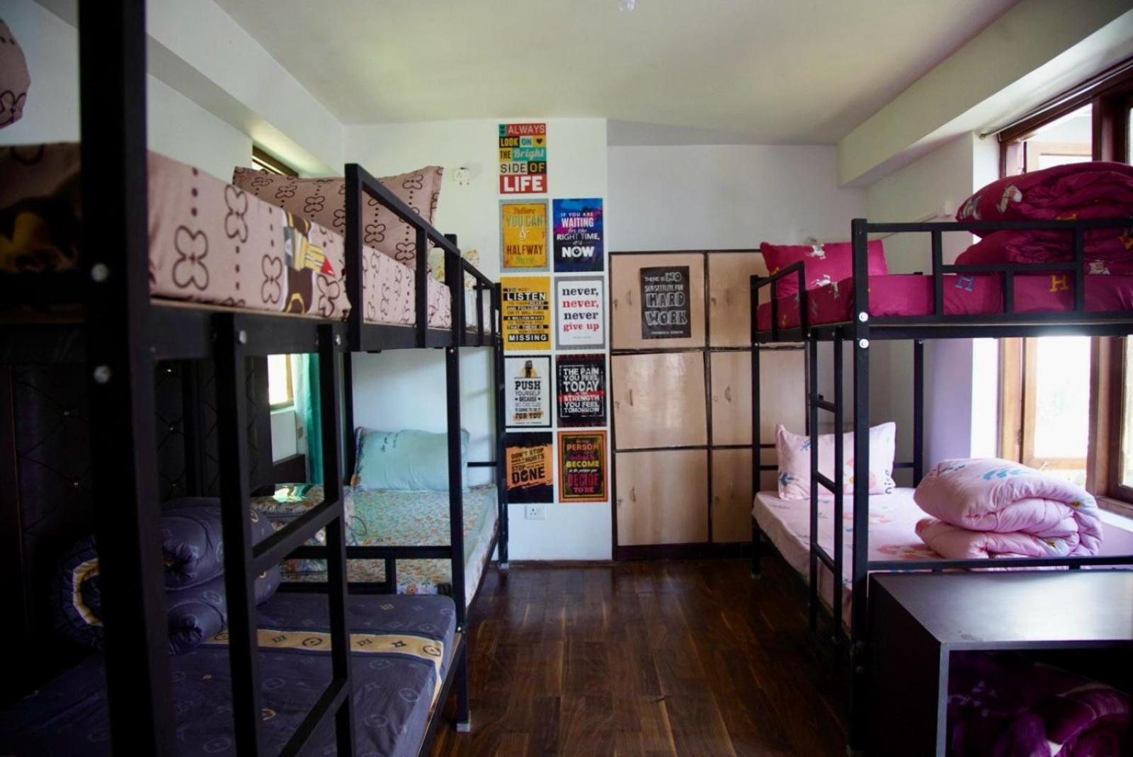 강토크 Backpackers Den 호스텔 외부 사진