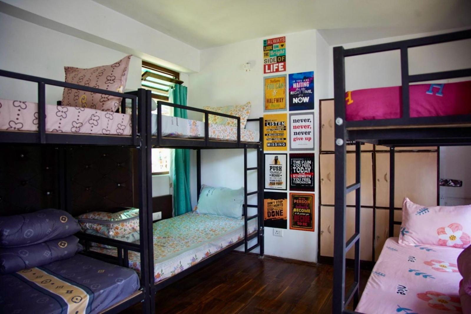 강토크 Backpackers Den 호스텔 외부 사진