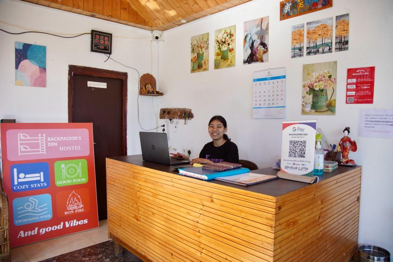 강토크 Backpackers Den 호스텔 외부 사진